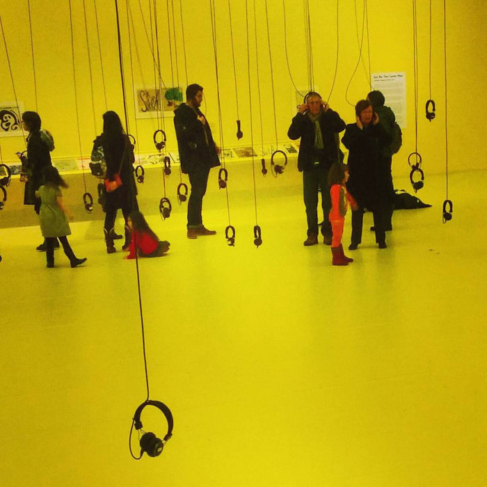 Inside Tape Head Knall Scharf