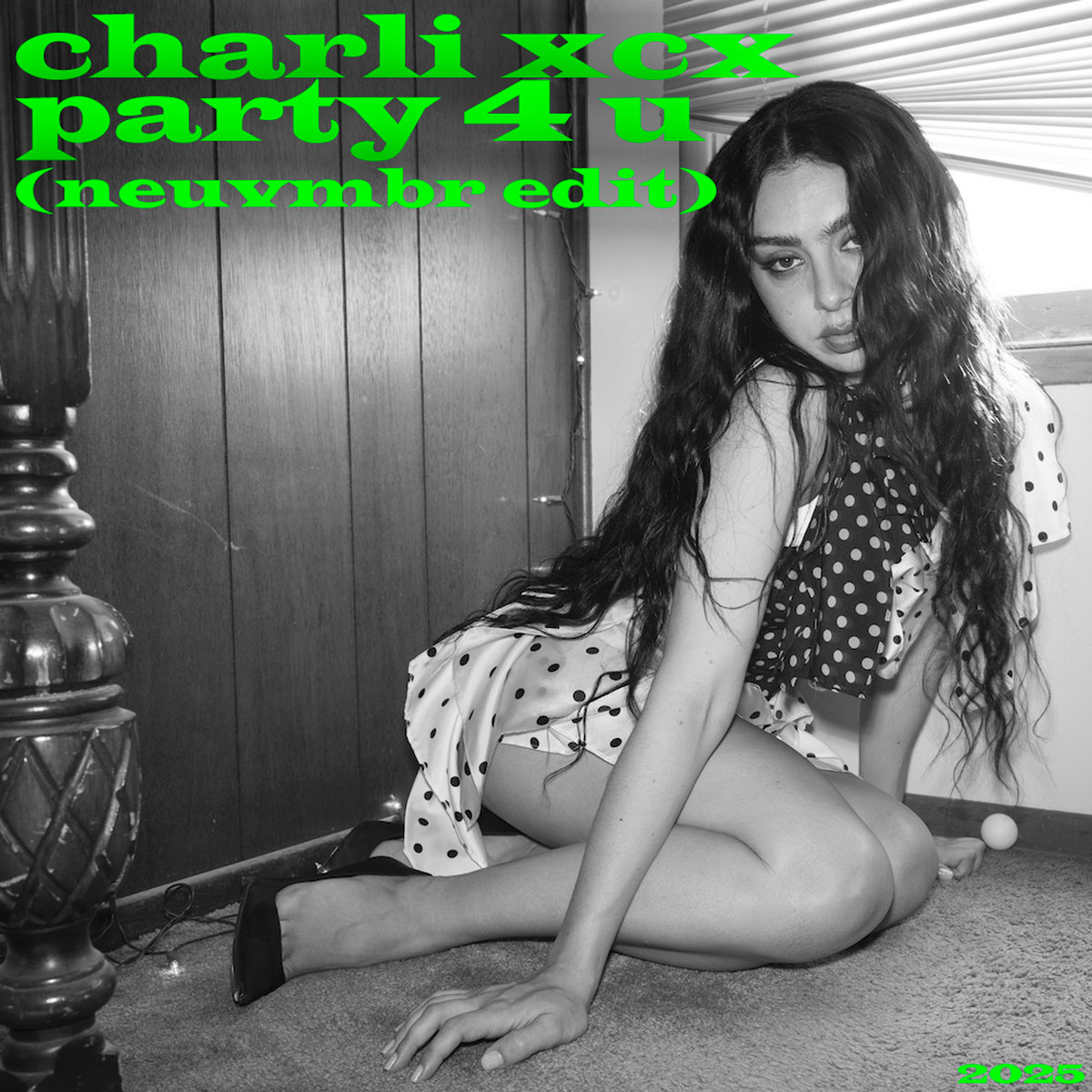 charli xcx party 4 u dress BASIC MAGAZINE | From the Foulard dress Charli XCX wore in the Party 4 U music video to the custom Miss Claire Sullivan dress Clairo wore on the Grammy's
