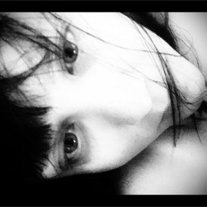 Violent Vickie — GASLIGHT (ECHOBERYL VERSION)Violent Vickie, Echoberyl