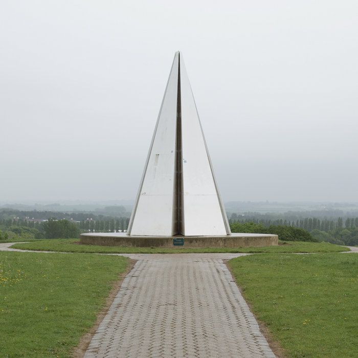 Light Pyramid / Beacon Dan Davies