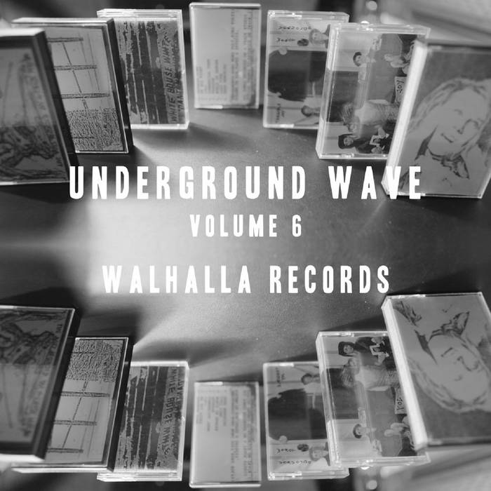 洋楽 Essential Underground Vol 6 51wQ0eVRZ1L._SY200_QL15_.jpg