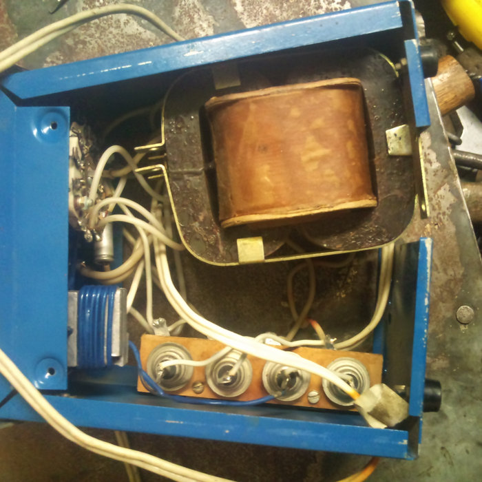 Fairchild E13009 Datasheet