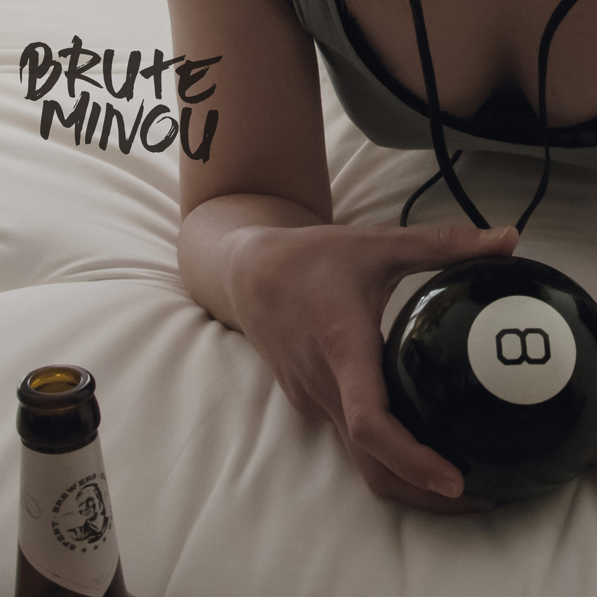 Résultat de recherche d'images pour "brute minou"