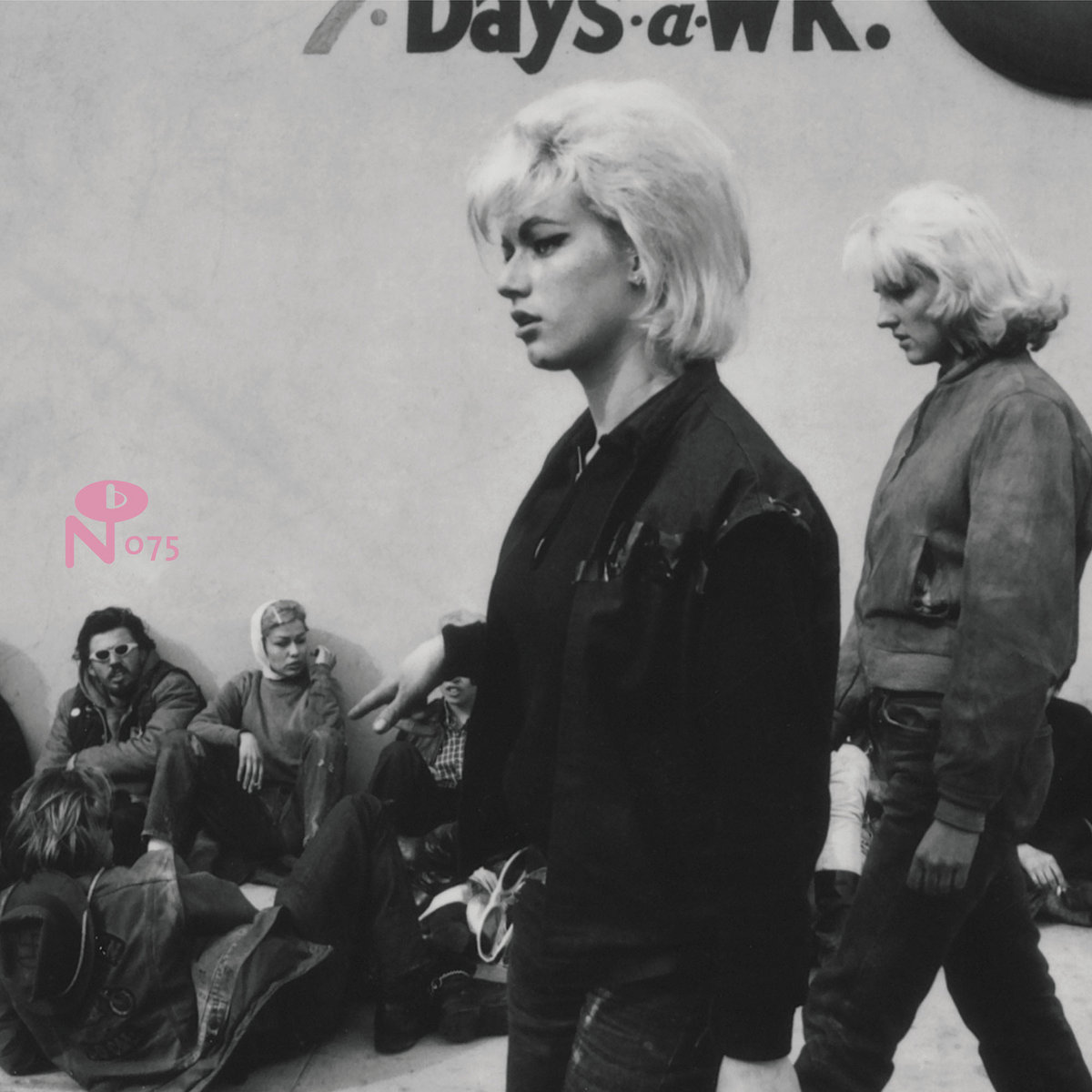 米2LP Various Basement Beehive: The Girl Group Underground (Pink  075 Numero Group 未開封 /00520 Basement Beehive — The Girl Group Underground – Numero Group