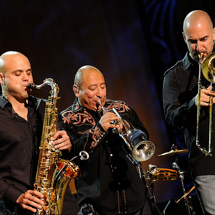 LATIN Grooveline Horns