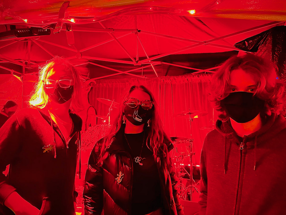 Grooblen LIVE from Ale Industries Grooblen