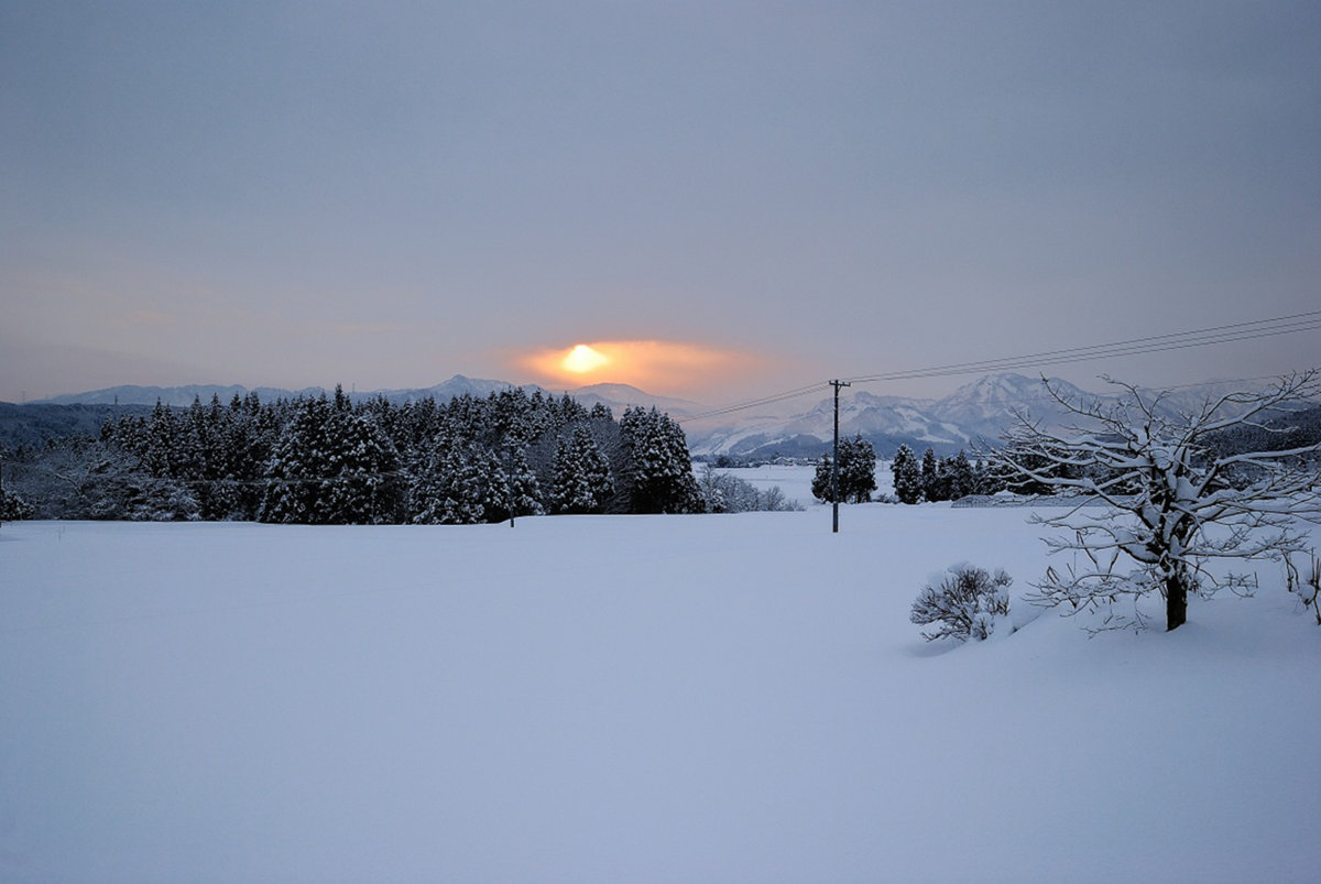 潜在的な雪 | 天気予報 | Aquablanca 音楽レーベル