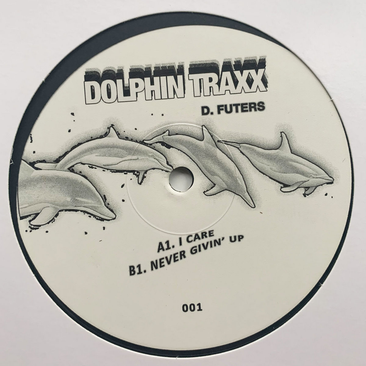 DT001 | D. Futers