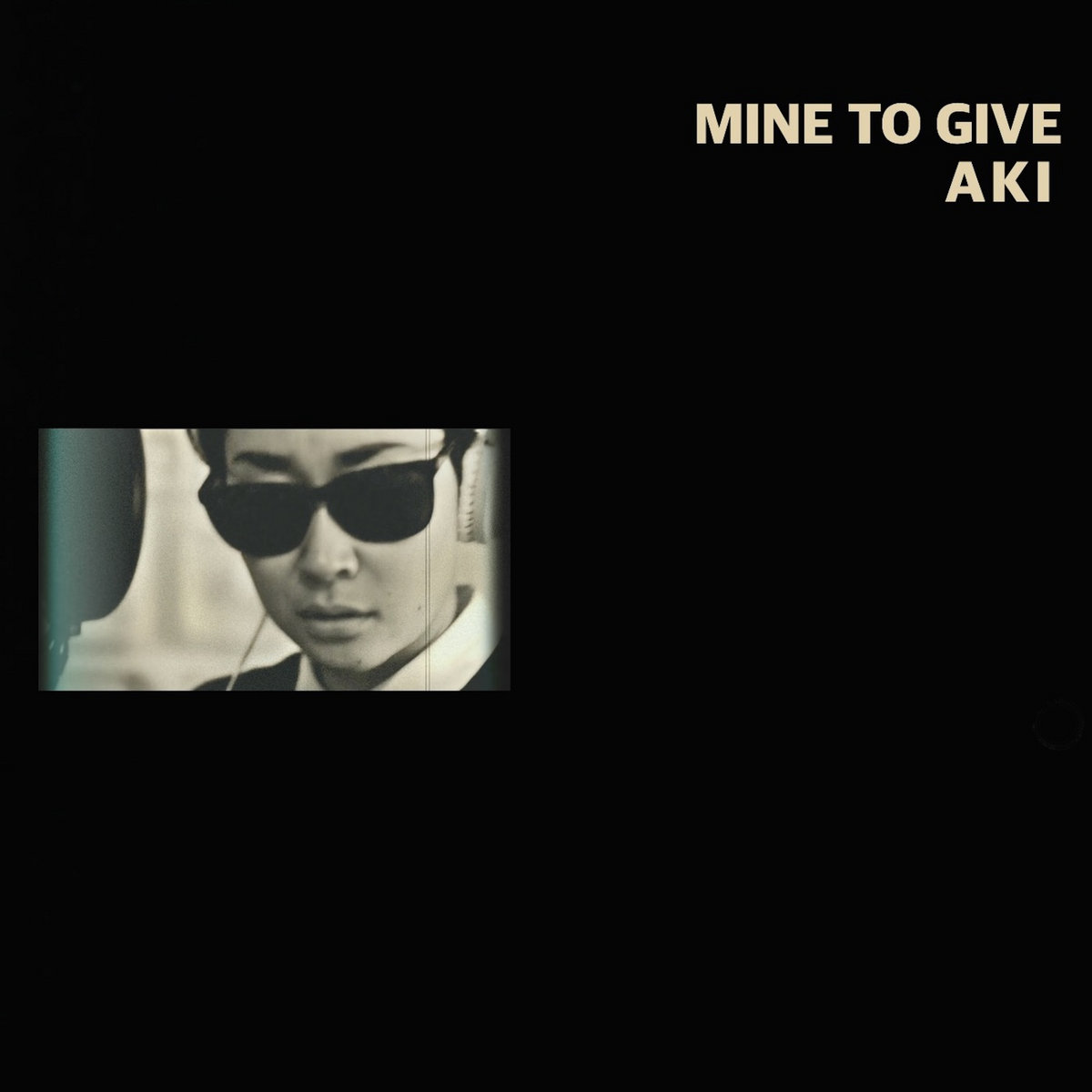 AKIページ Mine To Give | Aki