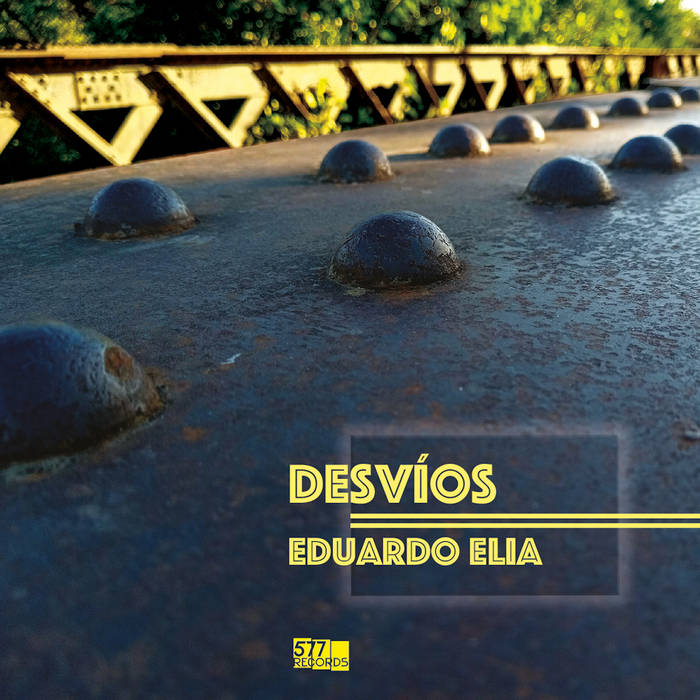 Desvíos
by Eduardo Elia