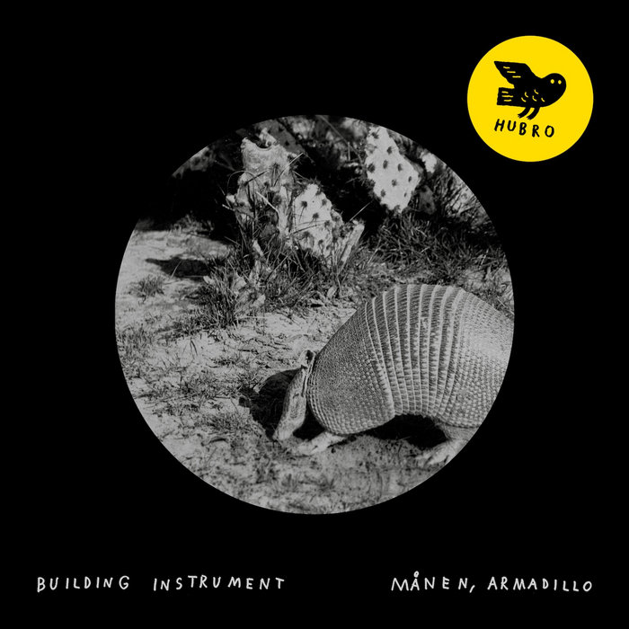 Månen, Armadillo | Building Instrument