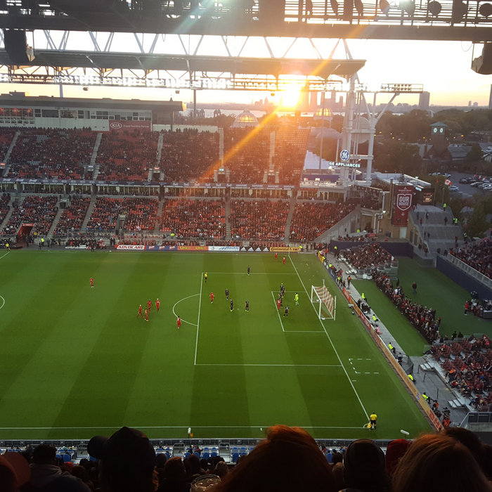 Soccer Crowd Noise littleHILL's Effects